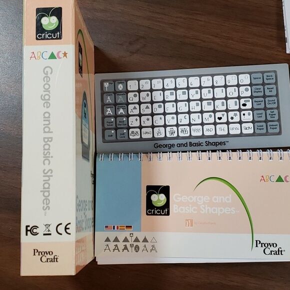 GEORGE & BASIC SHAPES FONT Cricut - SIGN SLOTTED‎ CHARM SILHOUETTE SHADOW - Picture 4 of 4